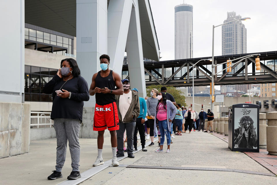 Image: Voters line up to cast their ballots for the upcoming presidential elections in Atlanta (Chris Aluka Berry / Reuters)