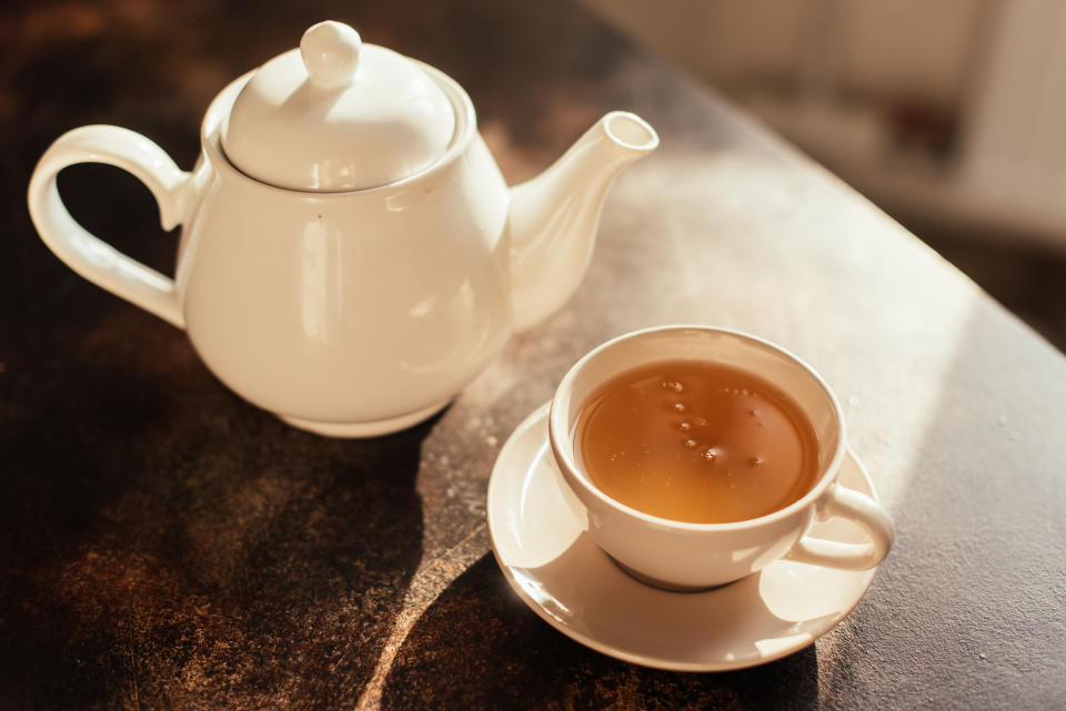 醫生推薦減脂茶配方，大餐前後很適合喝。（圖片來源：Getty Image）