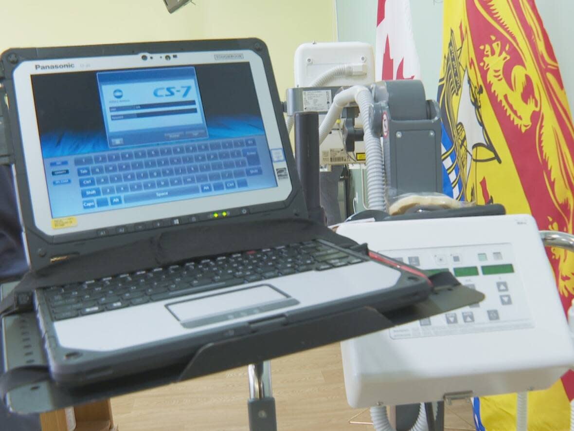 A mobile X-ray unit can be brought to long-term-care homes in New Brunswick and used on site. Health Minister Bruce Fitch said there will be seven units with the expansion of the program. (Graham Thompson/CBC - image credit)