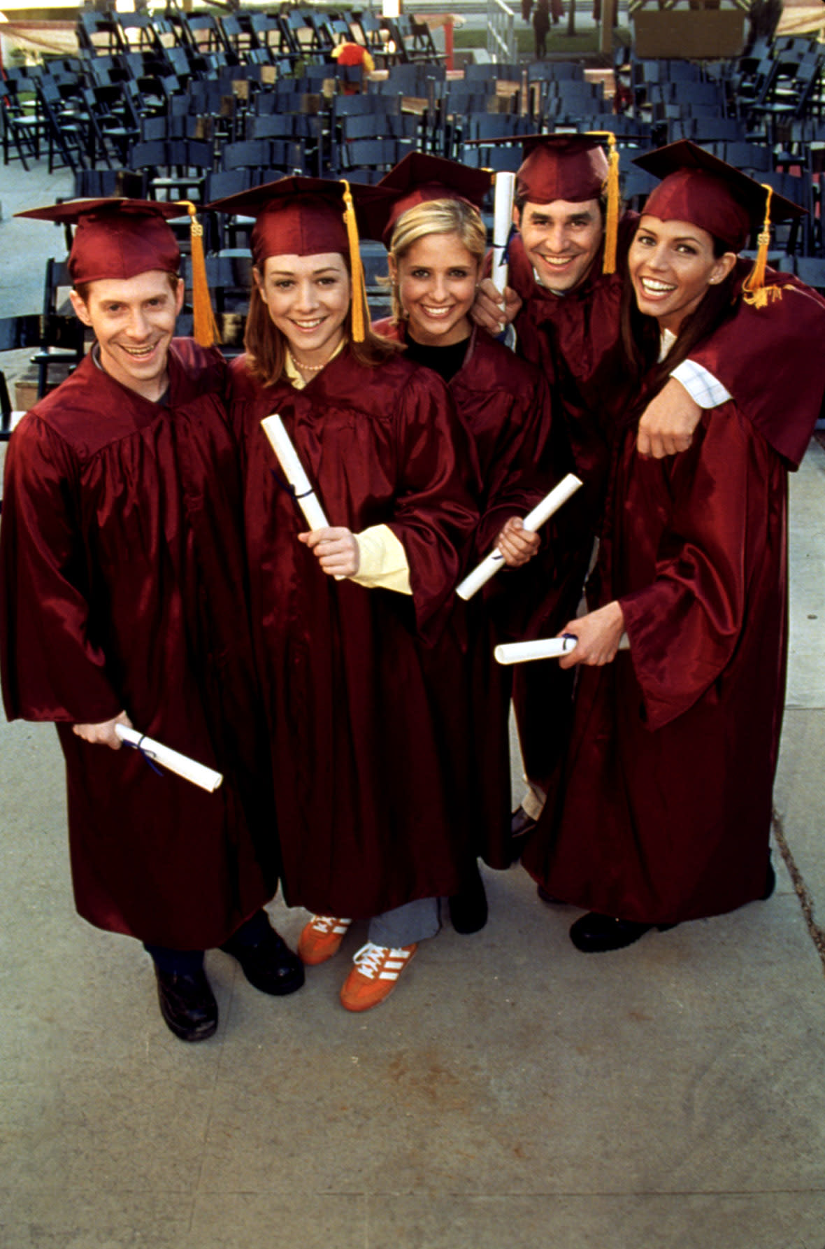 Seth Green, Alyson Hannigan, Sarah Michelle Gellar, Nicholas Brendon and Charisma Carpenter in the 1999 'Buffy the Vampire Slayer' episode 'Graduation Day Part 2' (20th Century Fox Film Corp/Everett Collection) 