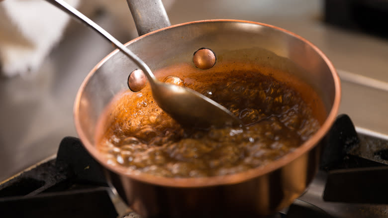 cooked caramel in pot