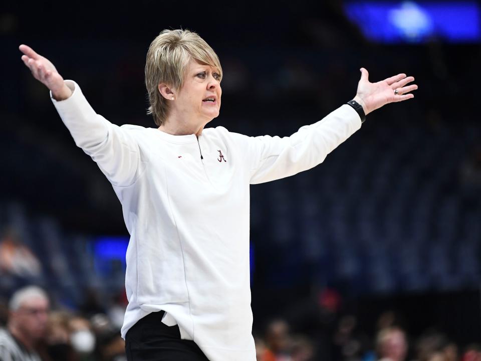 Alabama basketball coach Kristy Curry during the SEC Women's Basketball Tournament game against Georgia in Nashville, Tenn. on Thursday, March 3, 2022. 