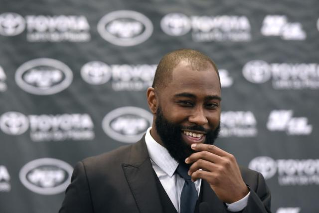 Darrelle Revis Named a First-Year Nominee for the Pro Football