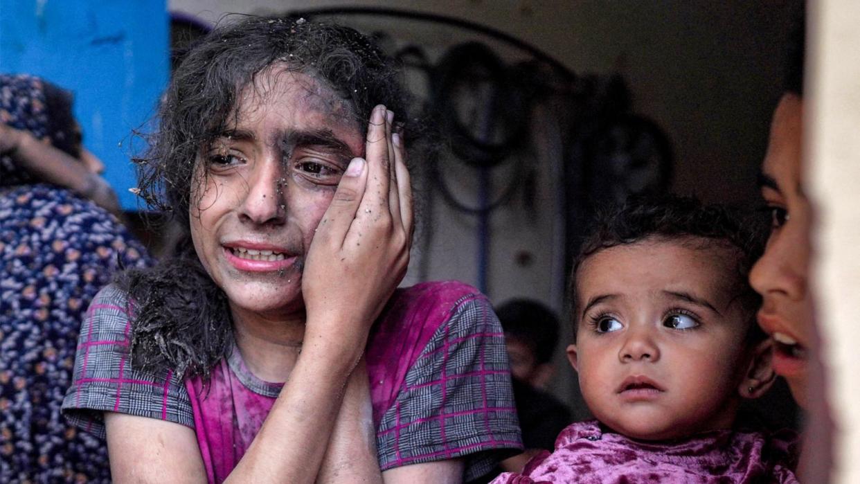 PHOTO: Children react following Israeli bombardment in Nuseirat in the central Gaza Strip, Apr. 29, 2024. (AFP via Getty Images)