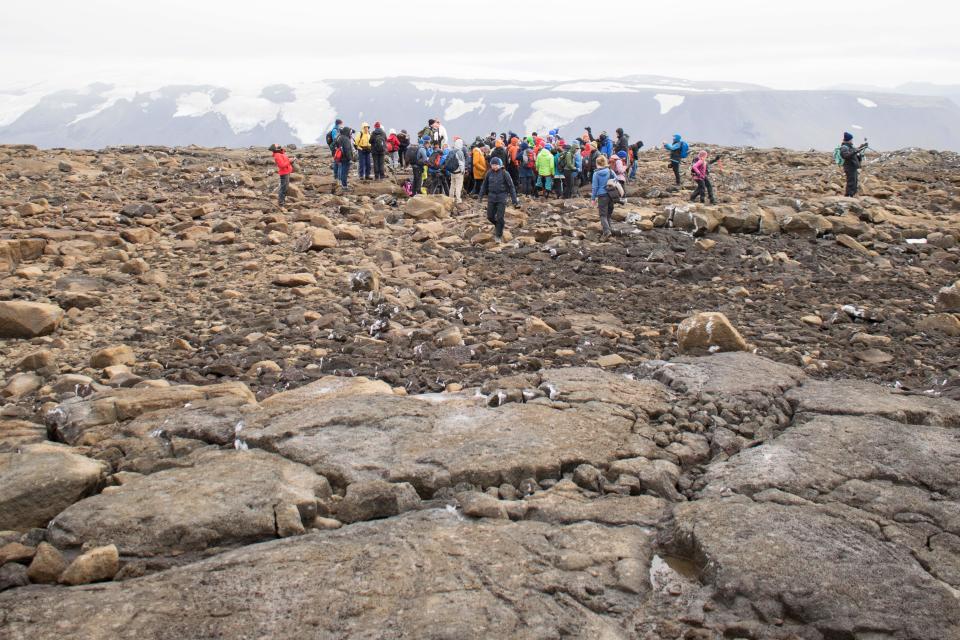 Islandia celebra un funeral por la pérdida de un glaciar y alerta sobre el cambio climático