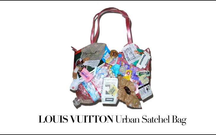 Louis Vuitton es sin duda el gran referente del mundo de carteras exclusivas. La ‘Urban Satchel’ cuesta $150.000 y ¿Saben de qué está hecha? De basura.
