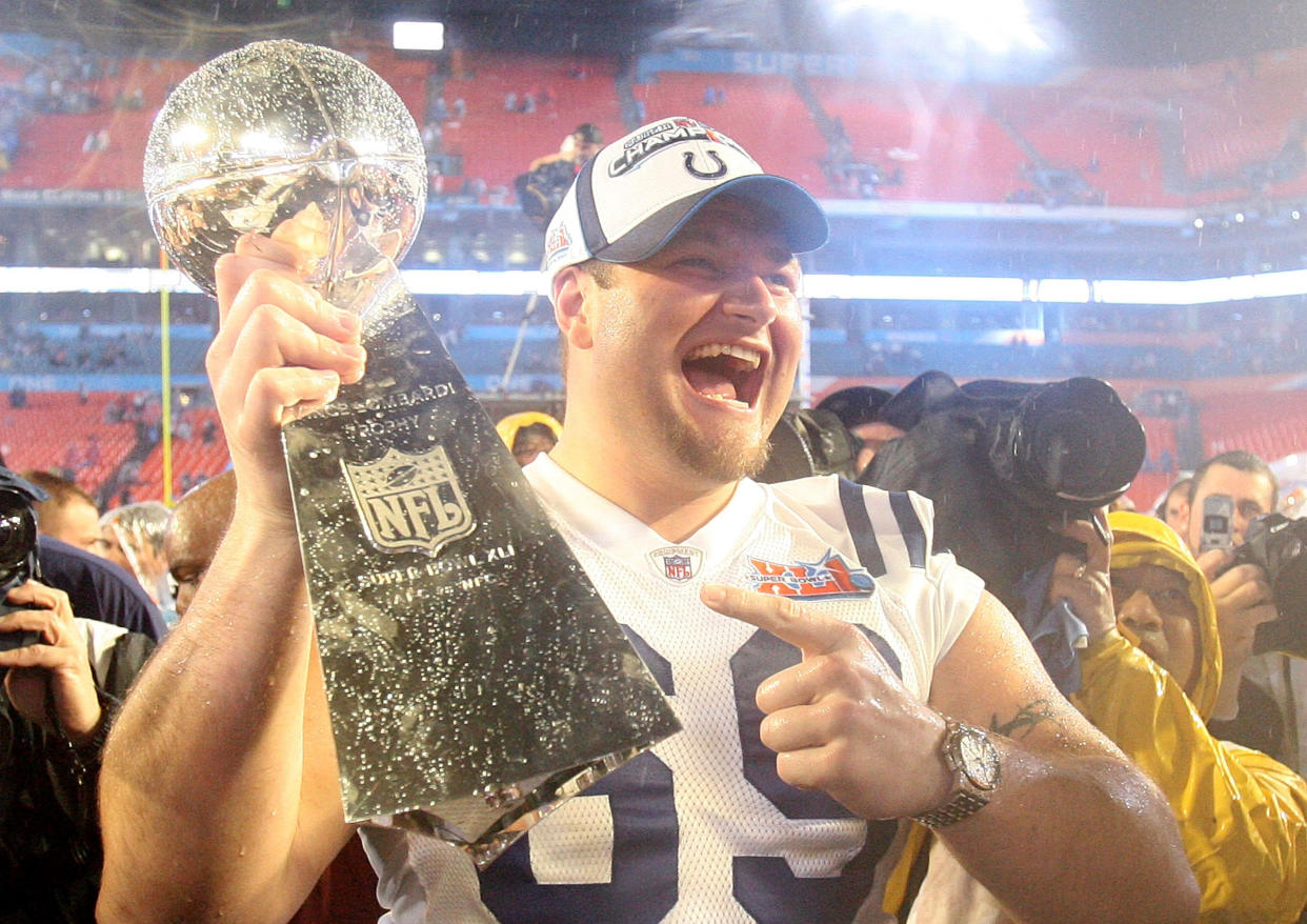 Matt Ulrich, a former Indianapolis Colts reserve offensive lineman, died Wednesday. He was 41. (Gary W. Green/MCT)