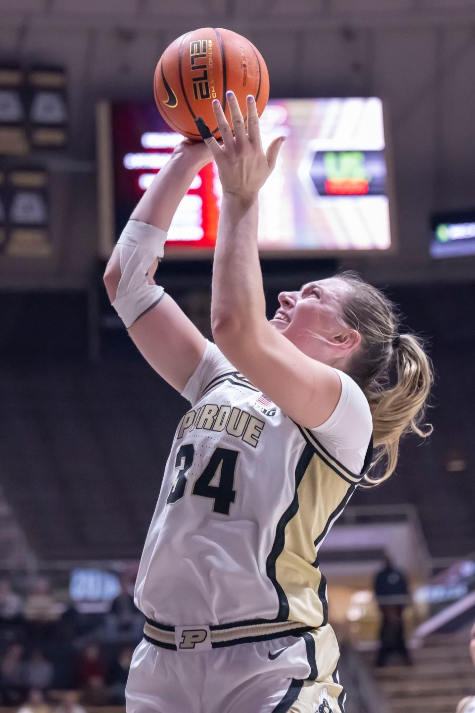 Purdue Boilermakers forward Caitlyn Harper (34) scores during the NCAA women’s basketball game against the Southeast Missouri State Redhawks, Wednesday, Dec. 6, 2023, at Mackey Arena in West Lafayette, Ind. Purdue won 83-57.