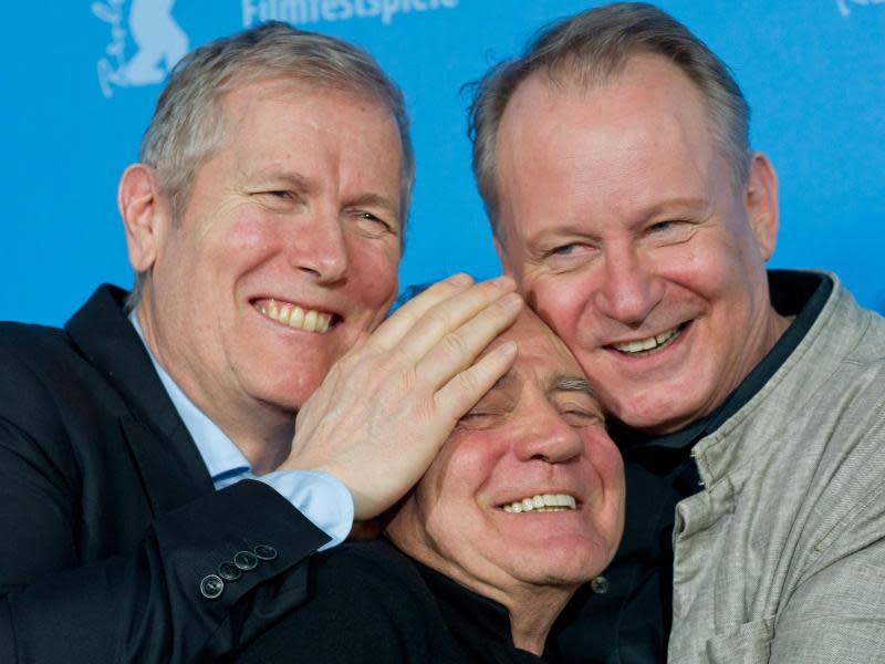 Regisseur Hans Petter Moland (l-r), Bruno Ganz und Schauspieler Stellan Skarsgard stellten "Kraftidioten“ vor. Foto: Tim Brakemeier