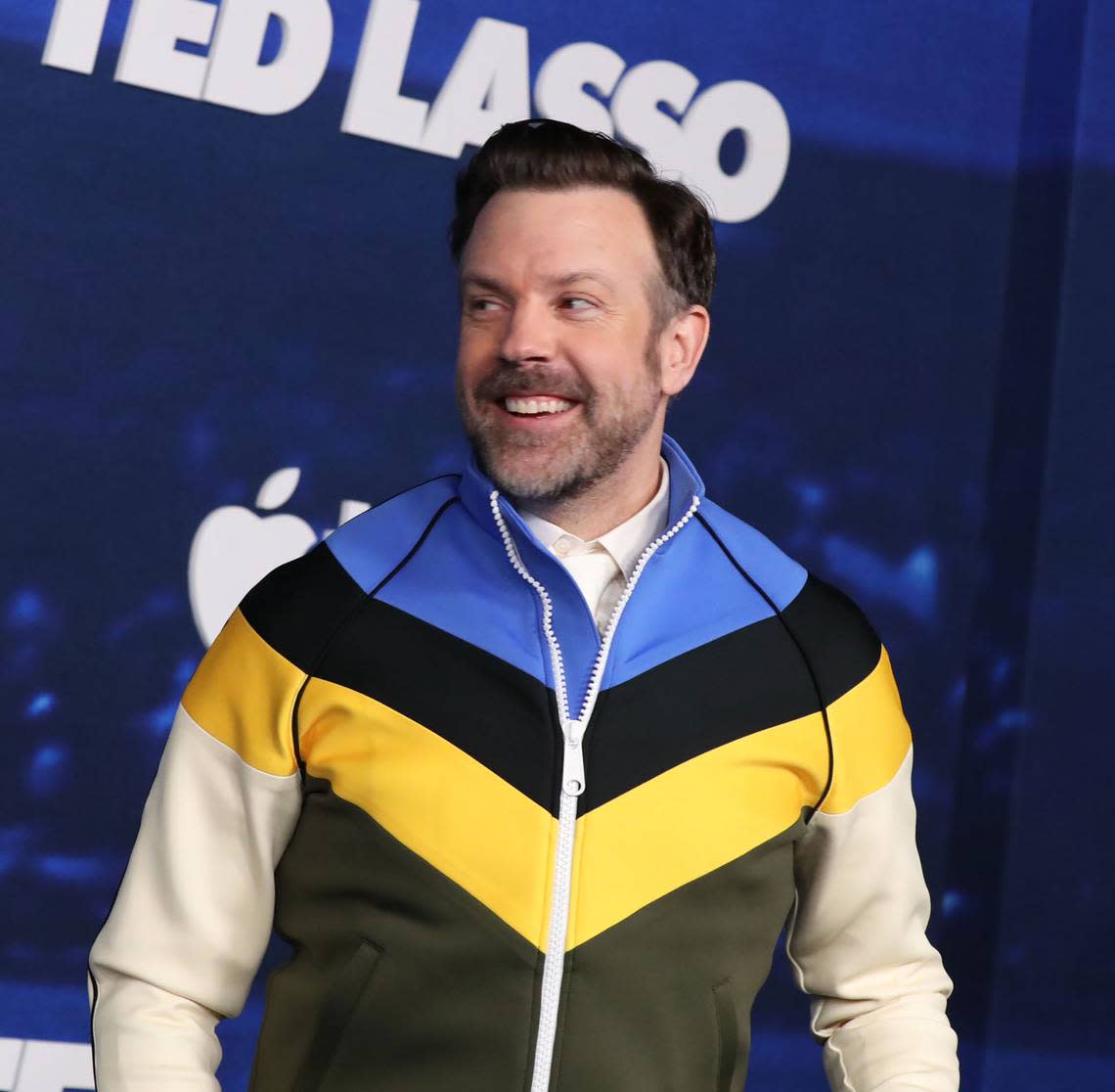 Jason Sudeikis appeared on the AFC Richmond blue (not red) carpet on Tuesday for the “Ted Lasso” Season Three premiere in Los Angeles.