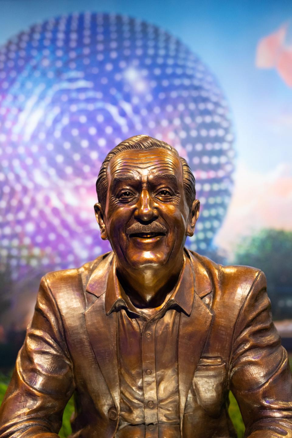 Disney unveiled this new statue of Walt Disney at D23.