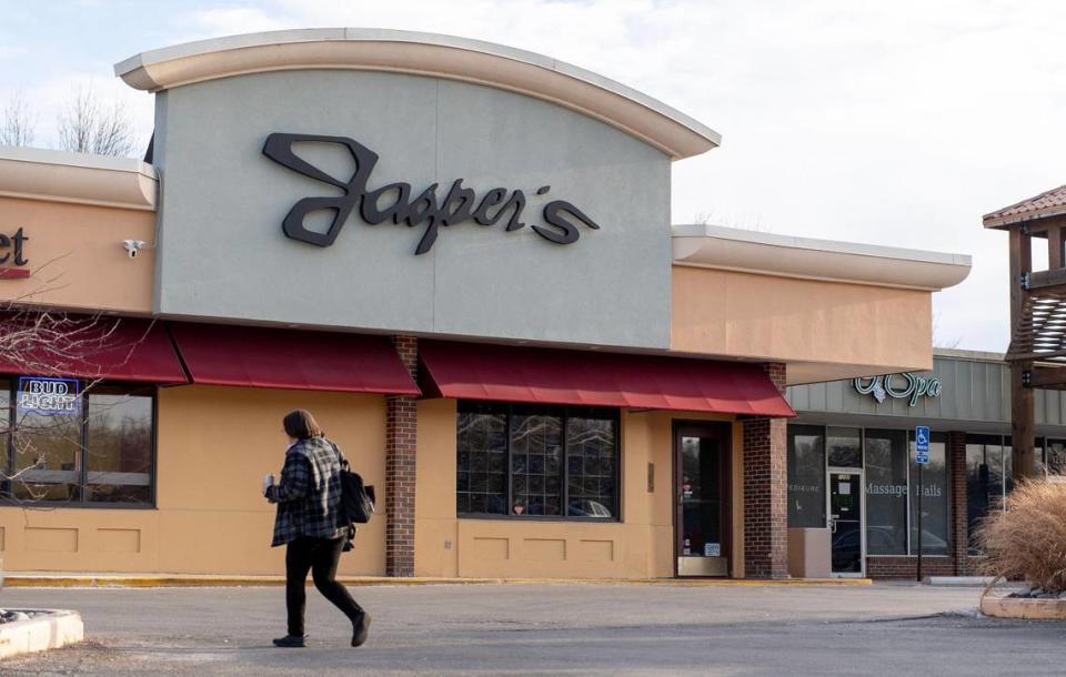 Jasper’s Italian Restaurant is off West 103rd Street and State Line Road.