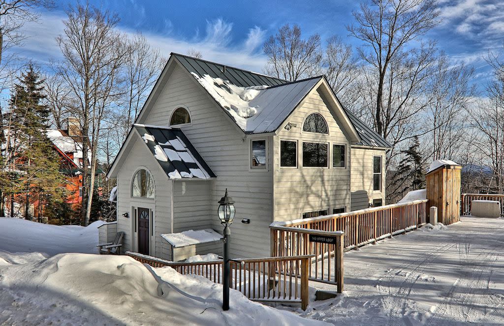 Large Luxury 5-Bedroom Home