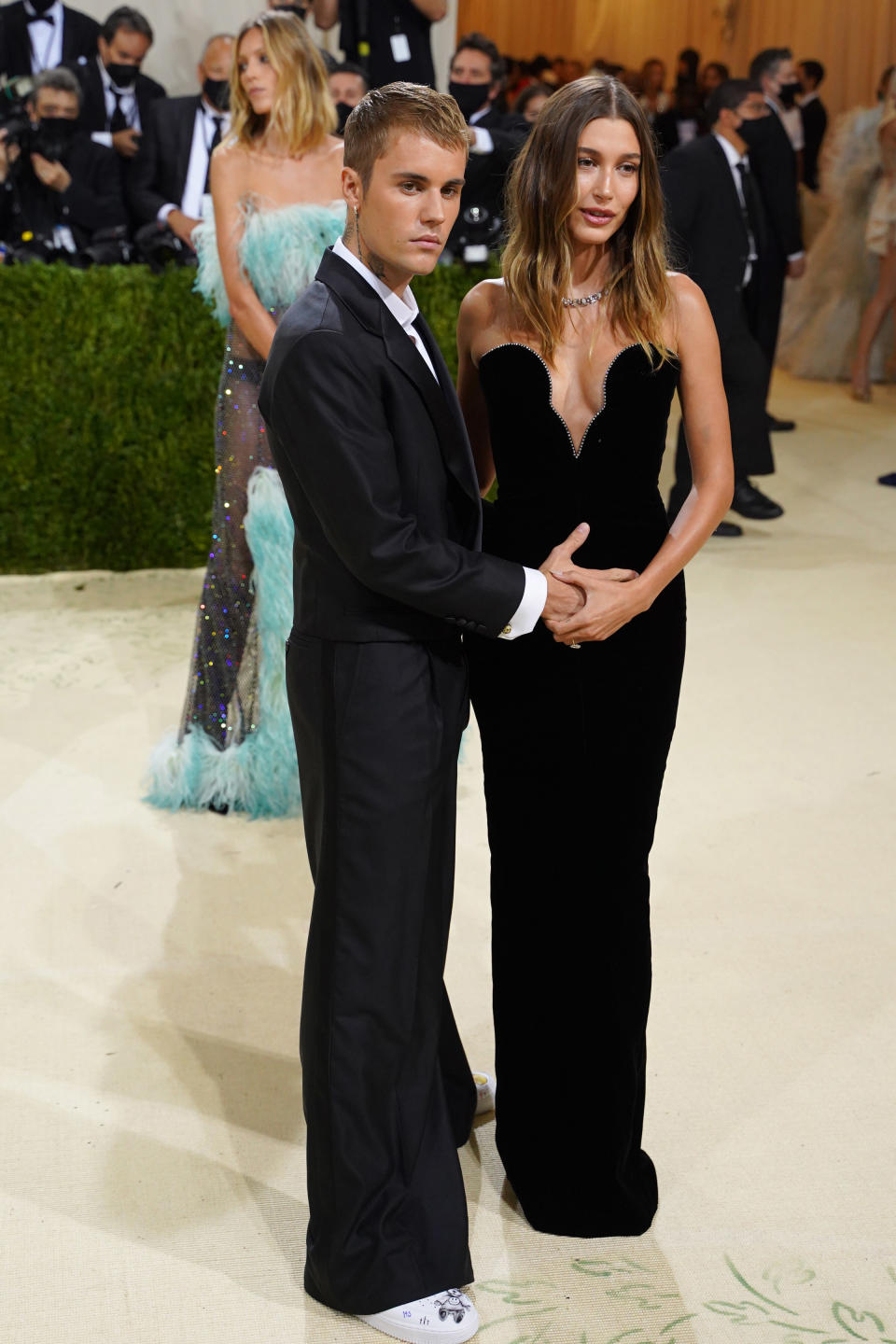 NEW YORK, NEW YORK - SEPTEMBER 13: Justin Bieber and Hailey Bieber attend 2021 Costume Institute Benefit - In America: A Lexicon of Fashion at the Metropolitan Museum of Art on September 13, 2021 in New York City. (Photo by Sean Zanni/Patrick McMullan via Getty Images)