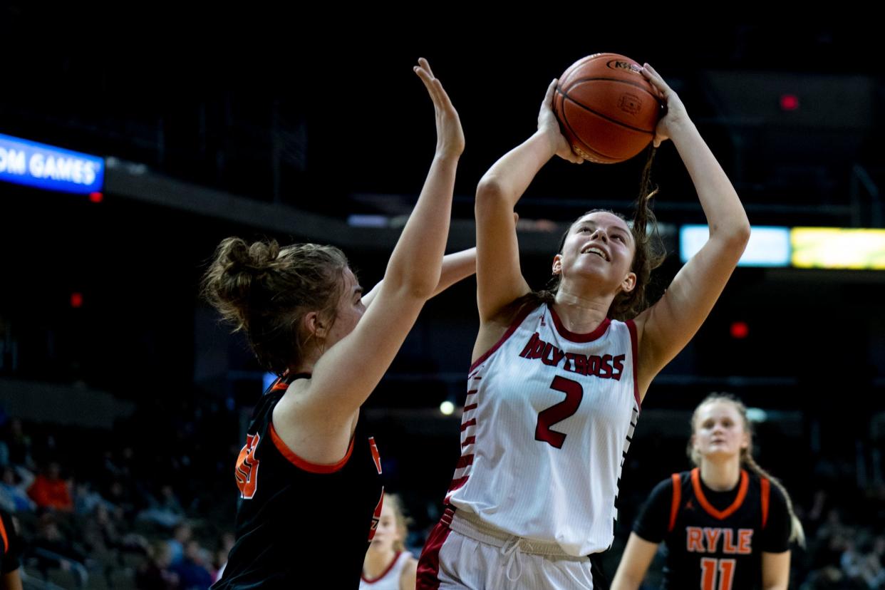 Holy Cross center Julia Hunt (2) recorded her 500th career block in a game where she also had 19 points and seven rebounds.