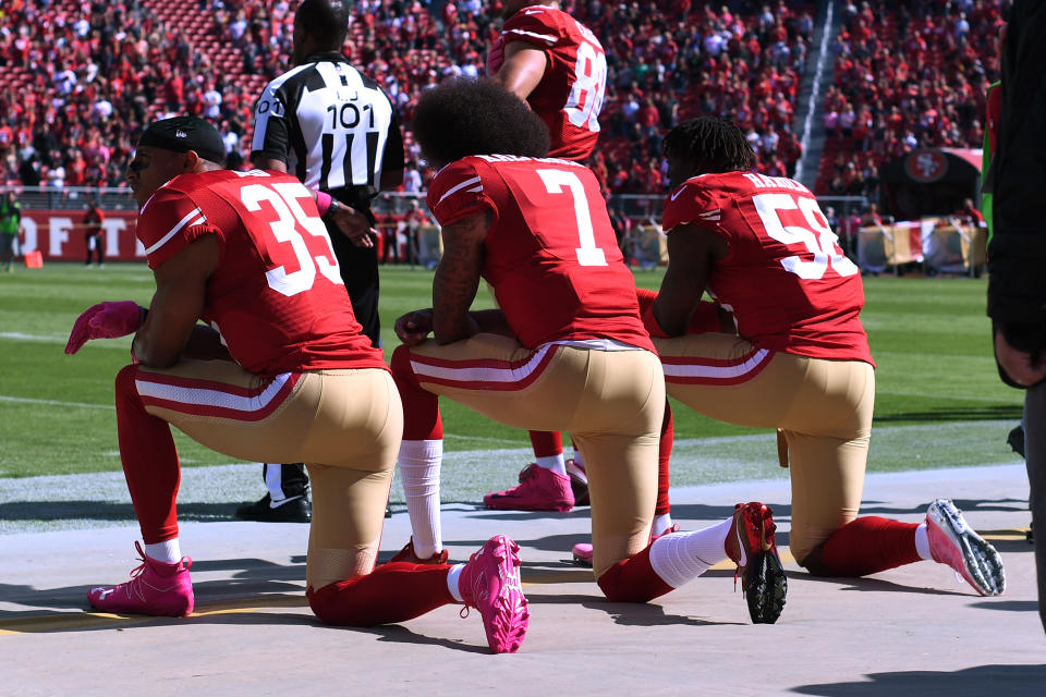 Die Spieler der NFL protestieren während der US-Hymne für soziale Werte. (Bild: Getty Images)