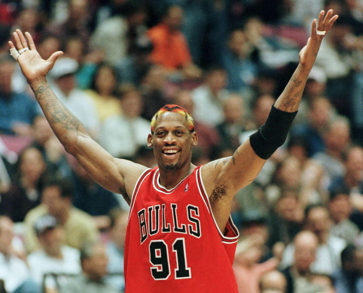 Dennis Rodman siempre captó las miradas de los aficionados del baloncesto y del mundo en general. (Foto: Ray Stubblebine  RS/CMC/Reuters)