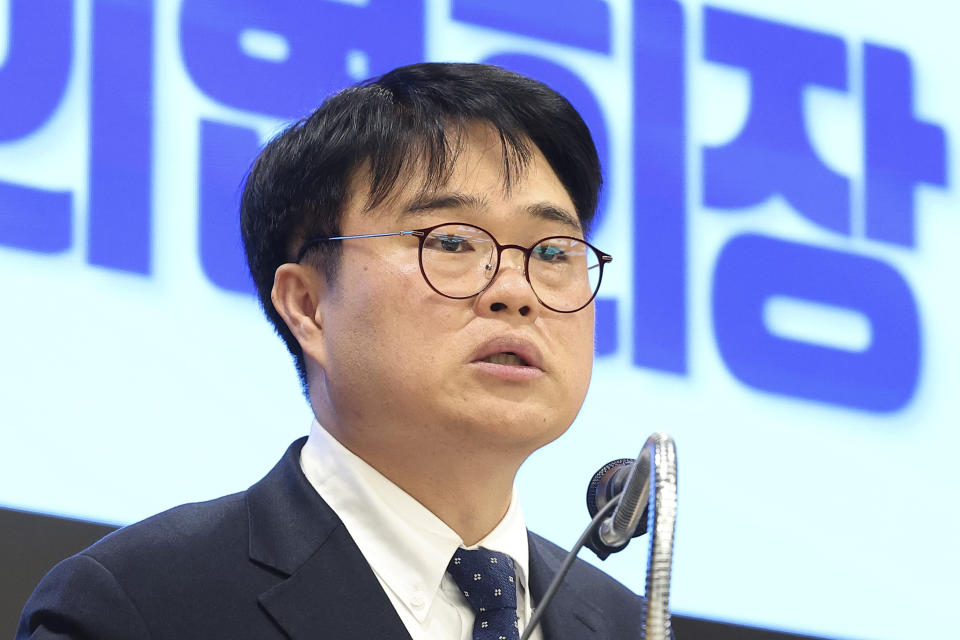 Lim Hyun-taek, incoming head of the Korean Medical Association (KMA), speaks during a press conference at the KMA building in Seoul, South Korea, on March 29, 2024. South Korean police said Friday, April 26, they searched the office of the hard-line incoming leader of an association of doctors and confiscated his mobile phone as he faces accusations that he incited the protracted walkouts by thousands of medical interns and residents. (Kim Sung-min/Yonhap via AP)
