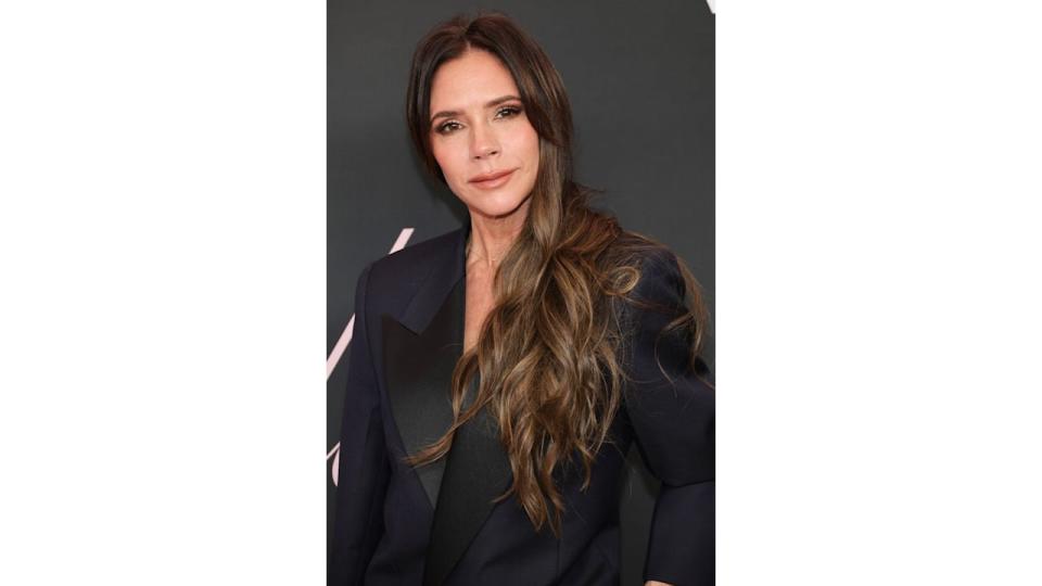 victoria beckham with long hair 