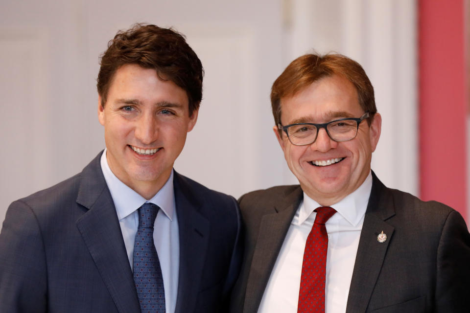 Jonathan Wilkinson poses with Canada's Prime Minister Justin Trudeau after being sworn-in as Minister of Environment and Climate Change during the presentation of Trudeau's new cabinet, at Rideau Hall in Ottawa, Ontario, Canada November 20, 2019. REUTERS/Blair Gable