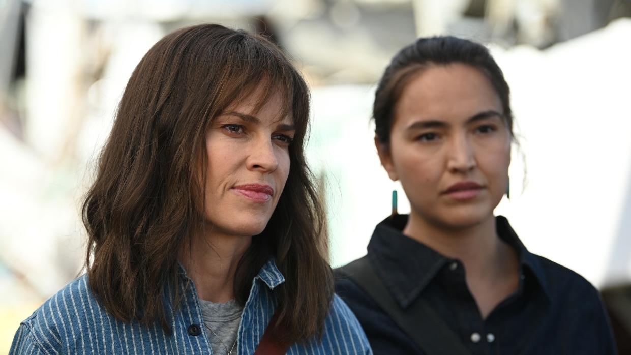  Hilary Swank and Grace Dove star in Alaska Daily 