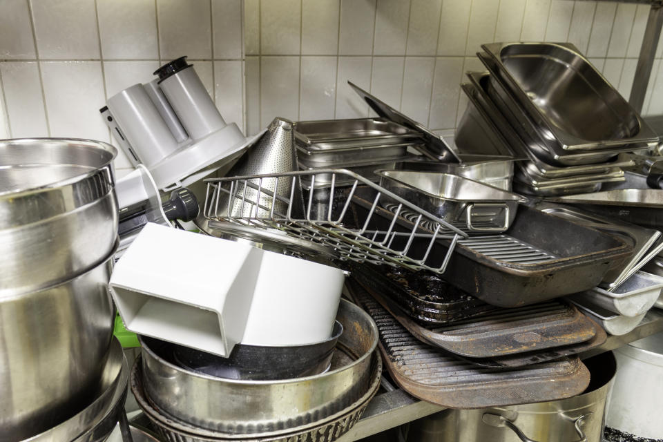 People are loving this TikTok hack to tidy baking trays. (Getty Images)