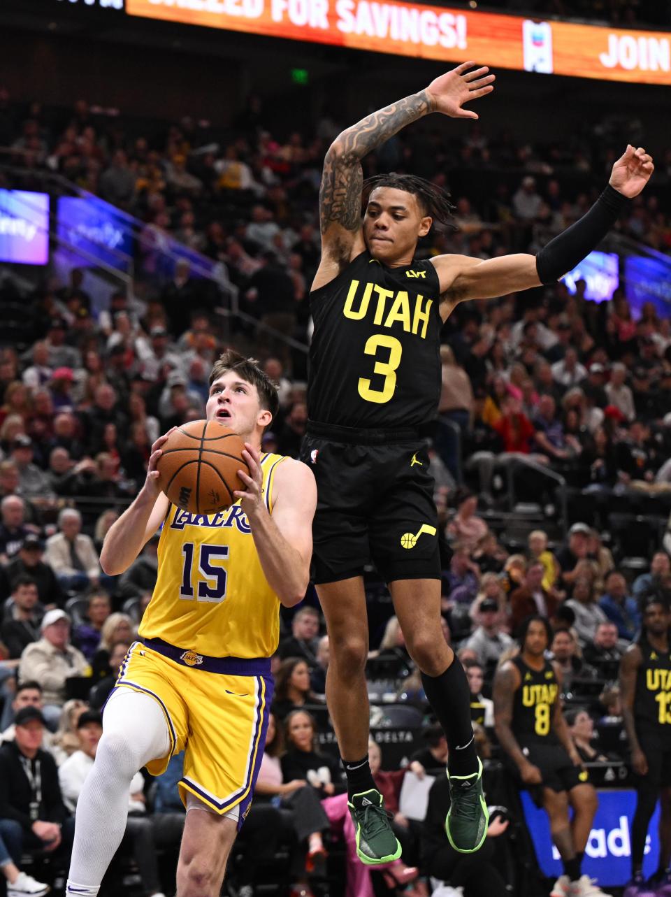 Los Angeles Lakers guard <a class="link " href="https://sports.yahoo.com/nba/players/6606/" data-i13n="sec:content-canvas;subsec:anchor_text;elm:context_link" data-ylk="slk:Austin Reaves;sec:content-canvas;subsec:anchor_text;elm:context_link;itc:0">Austin Reaves</a> (15) drives to the hoop as Utah Jazz guard <a class="link " href="https://sports.yahoo.com/nba/players/10100/" data-i13n="sec:content-canvas;subsec:anchor_text;elm:context_link" data-ylk="slk:Keyonte George;sec:content-canvas;subsec:anchor_text;elm:context_link;itc:0">Keyonte George</a> (3) looks to defend as the Utah Jazz and the Los Angeles Lakers play at the Delta Center in Salt Lake City on 2/14/24. LA won 138-122. | Scott G Winterton, Deseret News