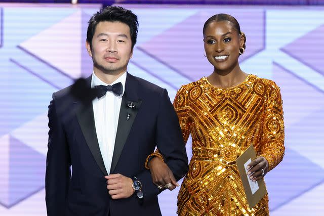 <p>Rich Polk/Golden Globes 2024/Golden Globes 2024 via Getty Images</p> Simu Liu and Issa Rae at the 2024 Golden Globes