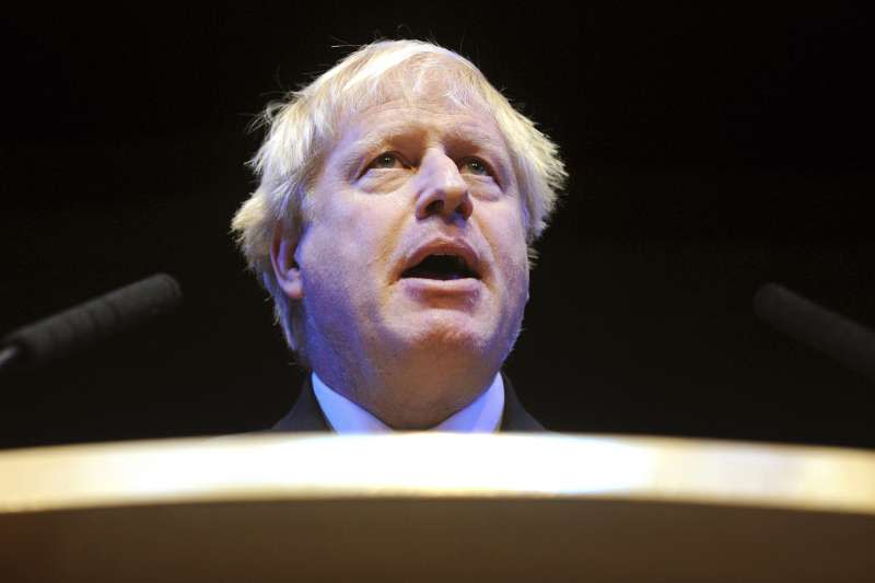 英國首相梅伊宣布將於2019年6月7日辭職，前外相強森（Boris Johnson）是熱門繼任人選（AP）