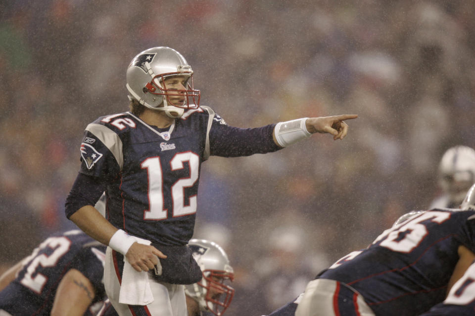 Tom Brady faturou o Super Bowl e foi titular em todos os 16 jogos durante a temporada de 2004. Foto: Mike Ehrmann/Getty Images