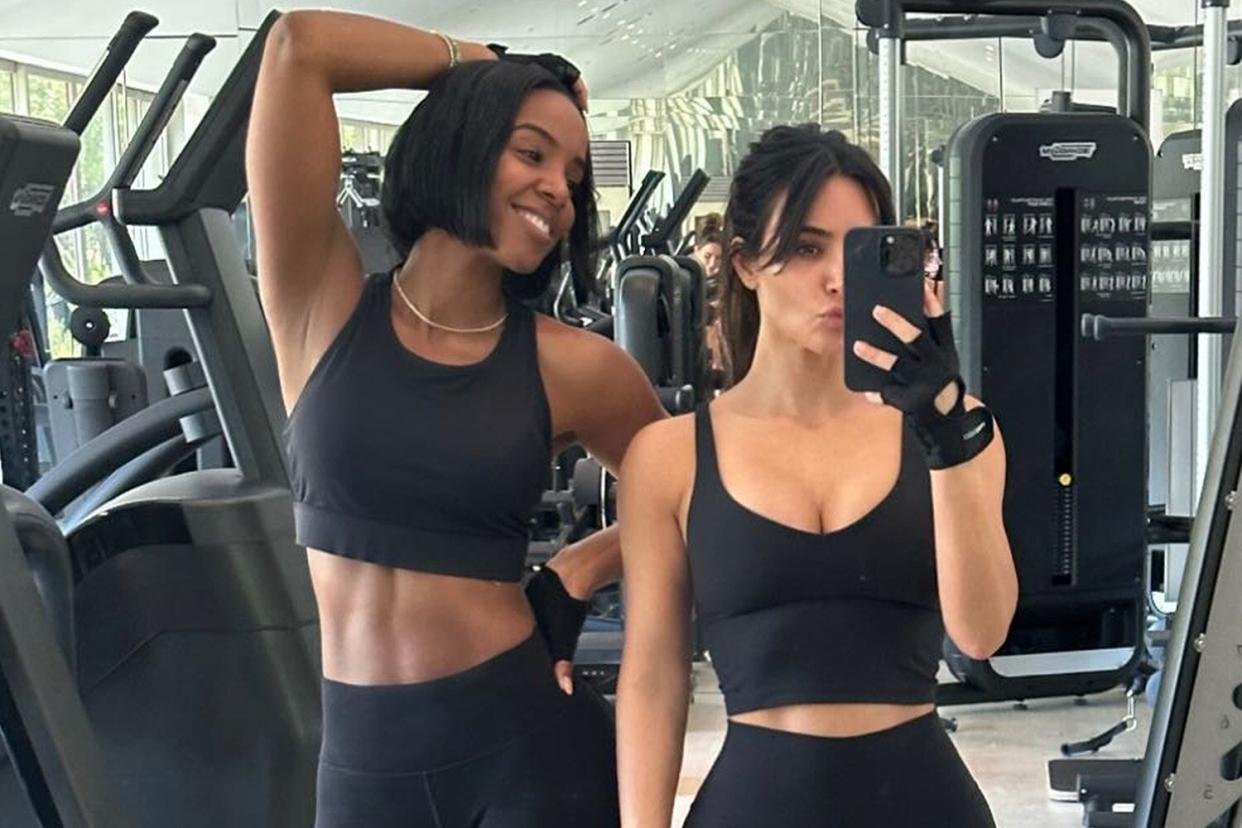 Kim Kardashian and Kelly Rowland Workout and Show Off Abs In Mirror Selfie