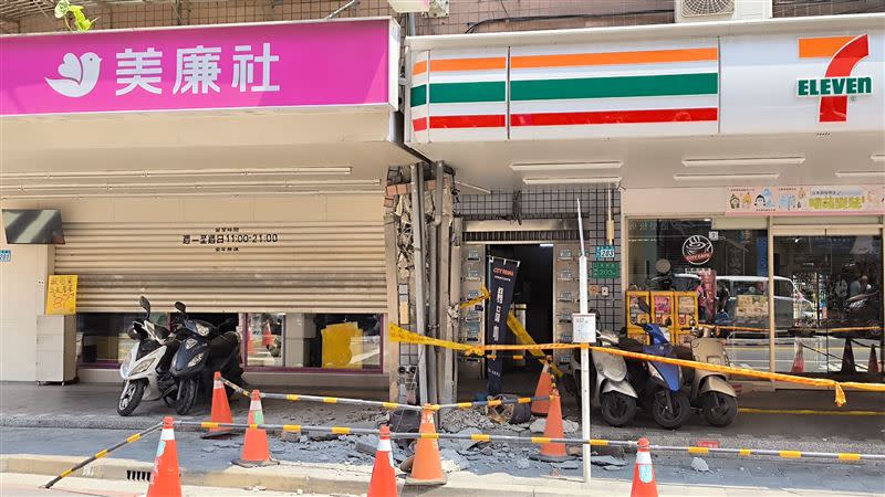 地震當天「台北一家親」社區的梁柱爆開。（圖／翻攝畫面）
