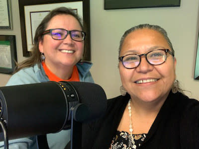 Thunderbird&#x002019;s Communications Manager, Sherry Huff (L) is the host of the Mino Bimaadiziwin podcast. Dr. Carol Hopkins is Thunderbird&#x002019;s CEO, and first guest of the new digital platform. (CNW Group/Thunderbird Partnership Foundation)