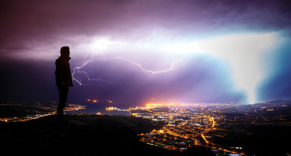 Daredevil lightning photographer