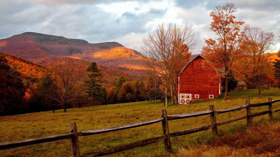 Barn in the Catskills in Fall