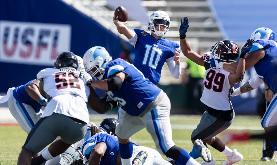 New Orleans Breakers quarterback Kyle Sloter completed 21 of 26 passes for 397 yards and one touchdown in Sunday's 23-16 win over the Houston Gamblers.