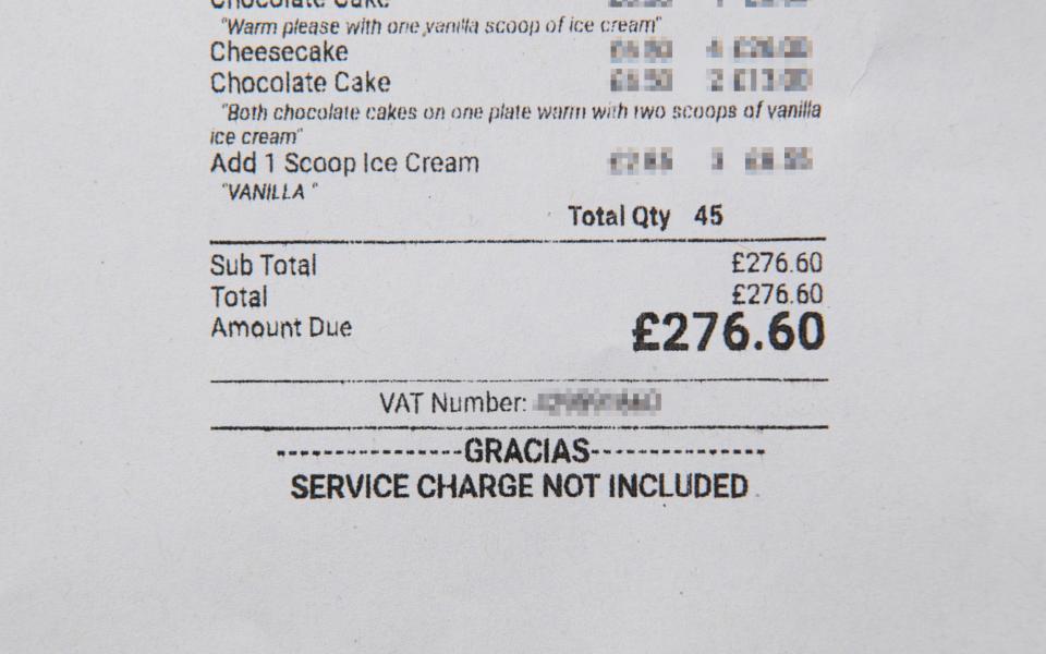 The receipt at La Casona shows £276.60 due