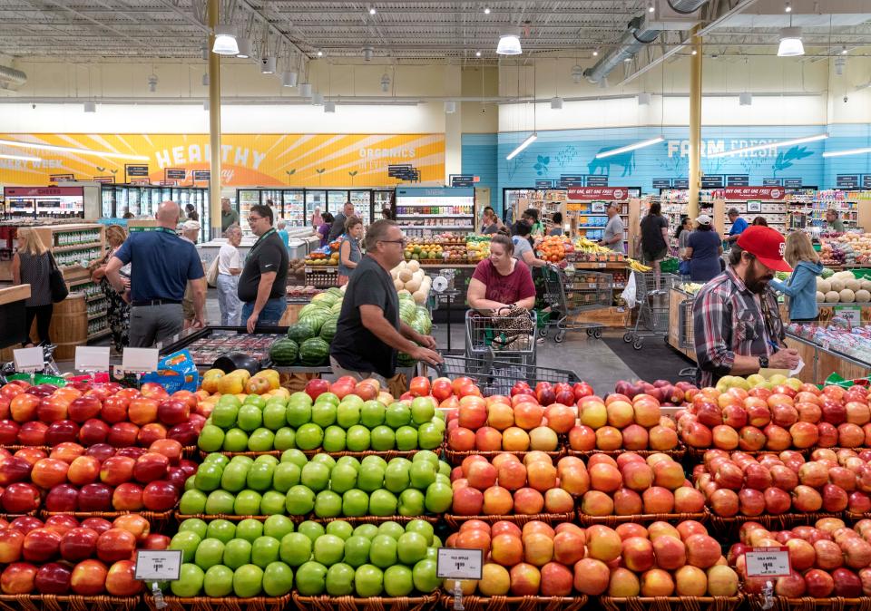 The new Sprouts Farmers Market opens on June 9, 2023 in Delray Beach, Florida. Another one in South County will be opening Friday, Aug. 18 west of Boca Raton.
(Credit: GREG LOVETT/THE PALM BEACH POST)