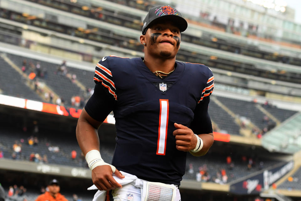 Justin Fields named permanent starting quarterback for Chicago Bears