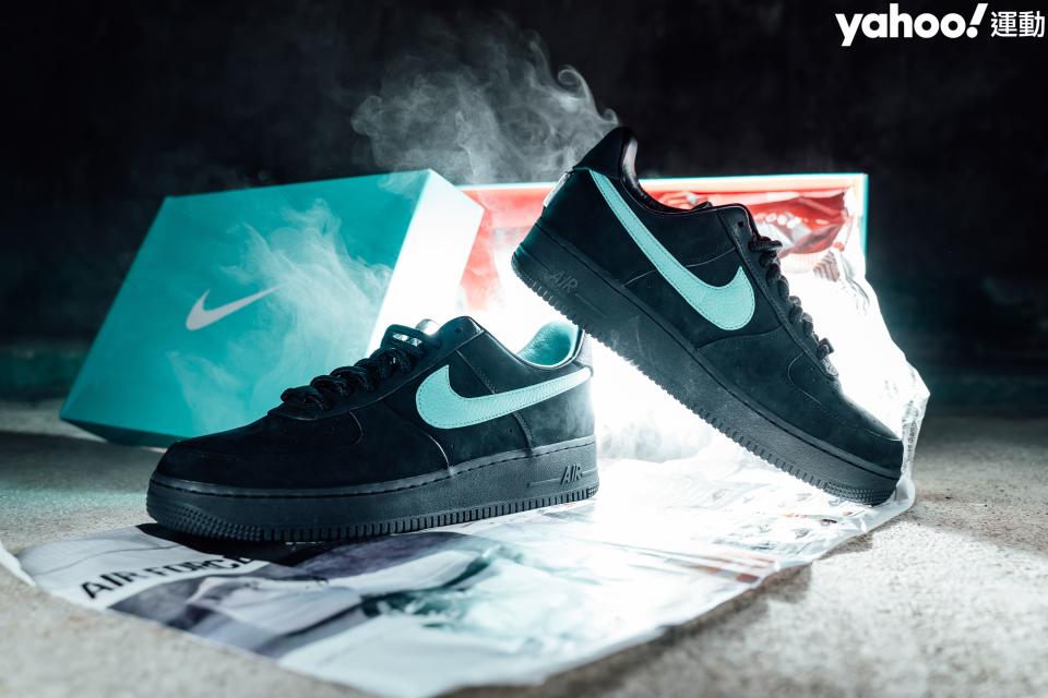 NIKE Air Force 1 x Tiffany & Co. 1837。（Yahoo奇摩運動）