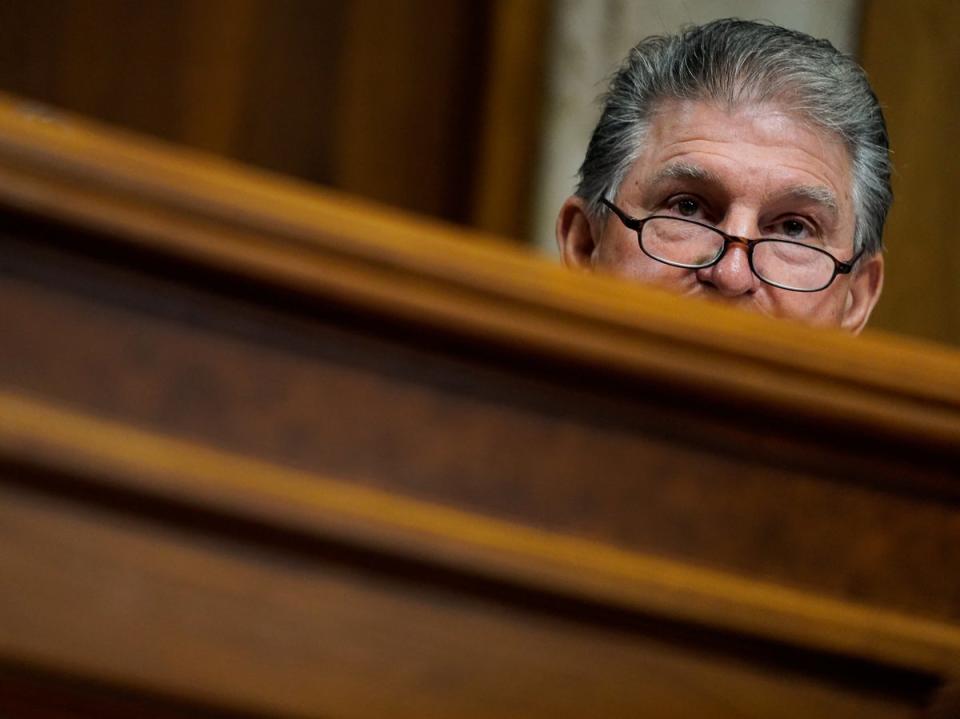 Joe Manchin (REUTERS)