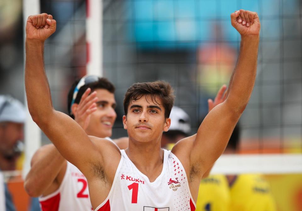 Team England’s Bello twins made the perfect start to the men’s beach volleyball competition (PA)