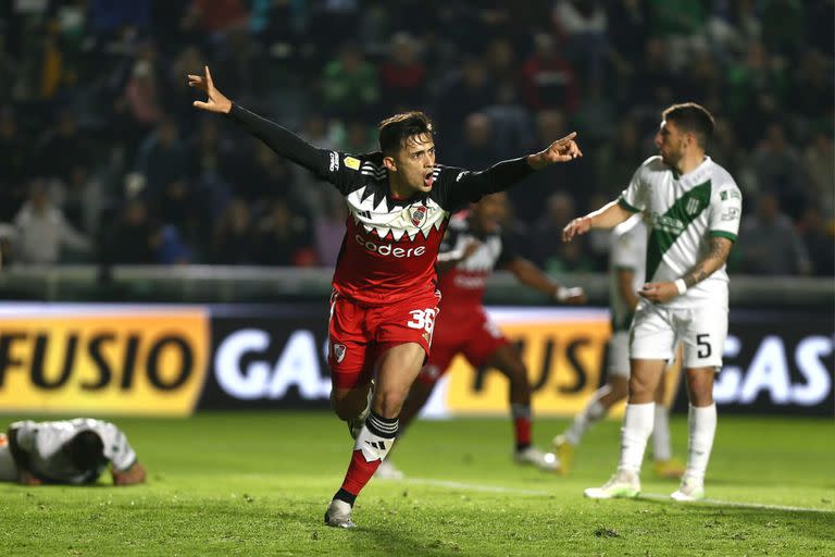 Solari, autor del 1-0 de River ante Banfield