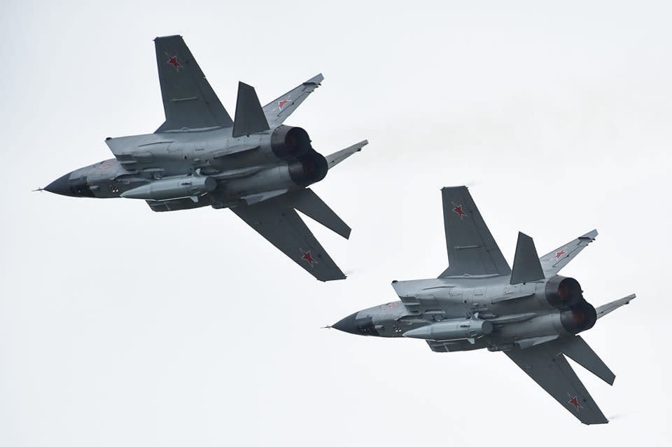 俄羅斯表示，12日緊急派出一架米格-31(MiG-31)戰機升空，阻止一架挪威軍機在巴倫支海(Barents Sea)侵犯俄羅斯邊境。(圖:推特)