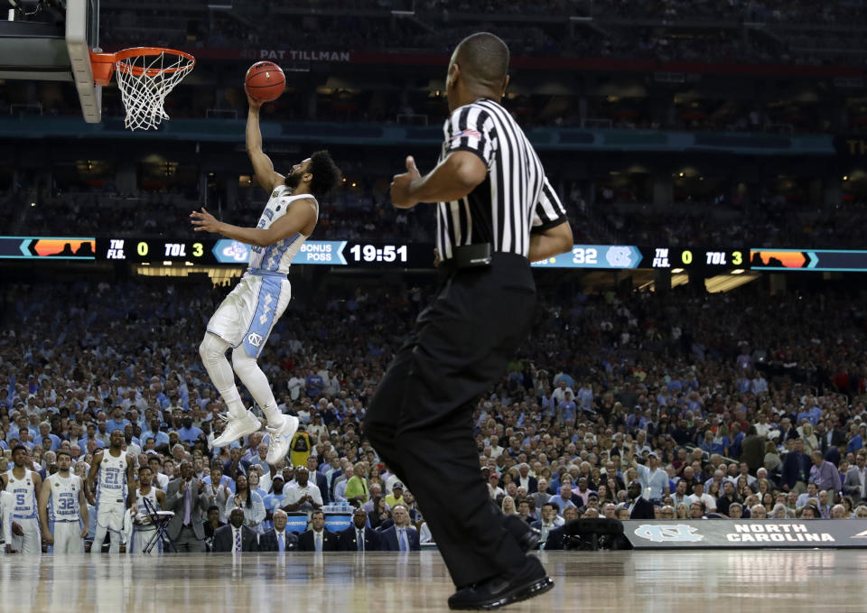 North Carolina guard Joel Berry II drives to the basket during the second half against Gonzaga in the finals of the Final Four NCAA college basketball tournament, Monday, April 3, 2017, in Glendale, Ariz. (AP Photo/David J. Phillip)