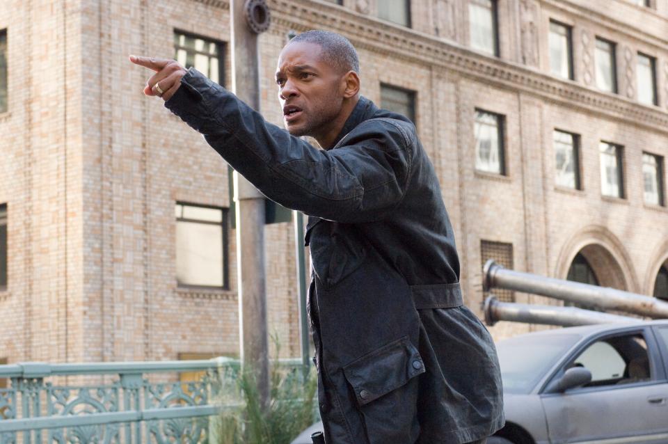 "I am Legend" has plans for a sequel, according to Warner Bros.