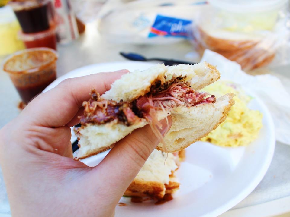 franklin barbecue austin texas pulled pork sandwich