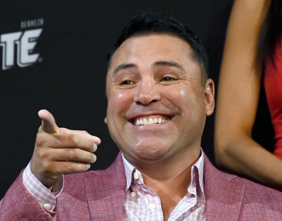 LAS VEGAS, NEVADA - OCTOBER 30:  Golden Boy Promotions Chairman and CEO Oscar De La Hoya gestures during a news conference for the bout between Canelo Alvarez and WBO light heavyweight champion Sergey Kovalev at the KA Theatre at MGM Grand Hotel & Casino on October 30, 2019 in Las Vegas, Nevada. Kovalev will defend his title against Alvarez, who is making his debut at light heavyweight, at MGM Grand Garden Arena in Las Vegas on November 2.  (Photo by Ethan Miller/Getty Images)