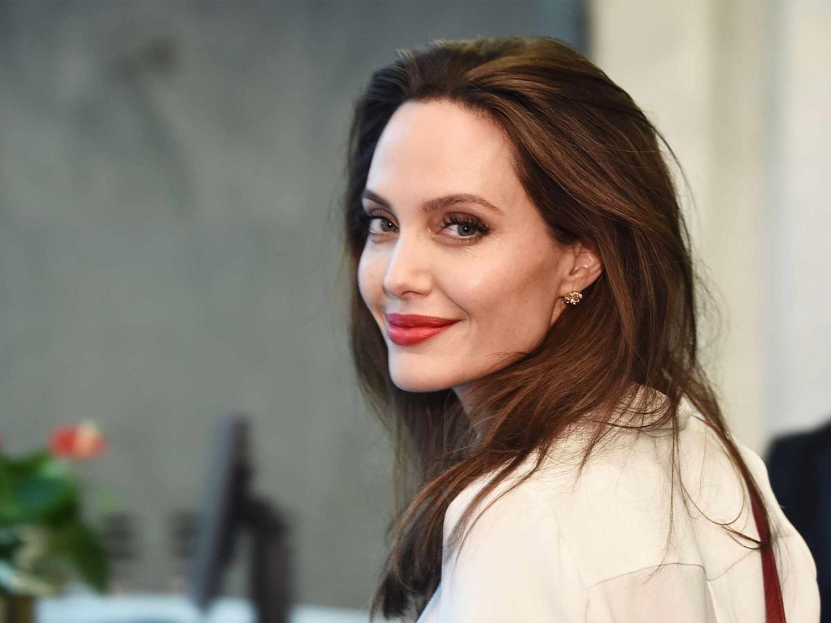 A Guide to Angelina Jolie's Favorite Designer Handbags