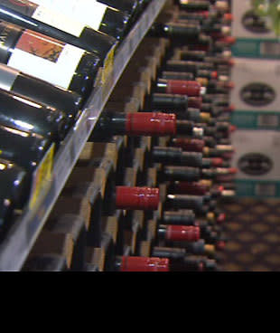 <p>Bottle shops fight wine in supermarkets</p>